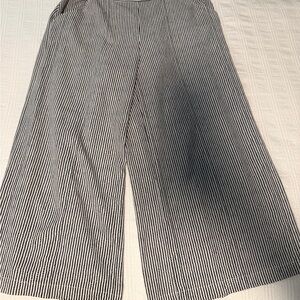 Max Studio Black and White Striped Wide Leg Pants